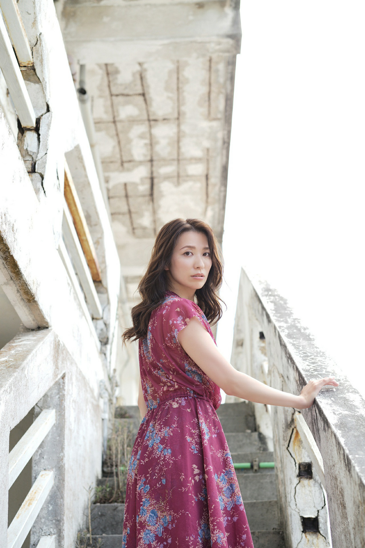 Rei Toda 戸田れい, 周刊ポストデジタル写真集 ILiOS～何度でも振り向いて～ Set.02 No.478a45